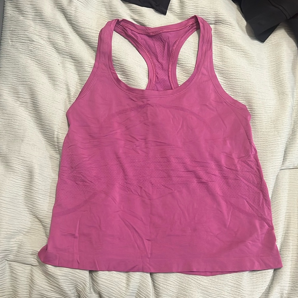 Lululemon swiftly tech razorback tank 2.0